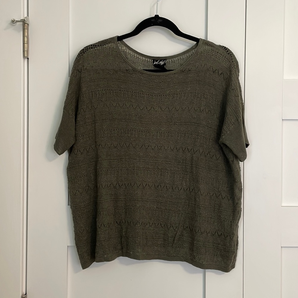 Lord and Taylor Linen top